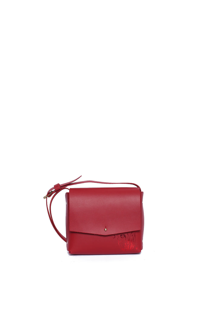 Juno x Reuben Sawyer en Rojo Bermellón - Chachastudio®