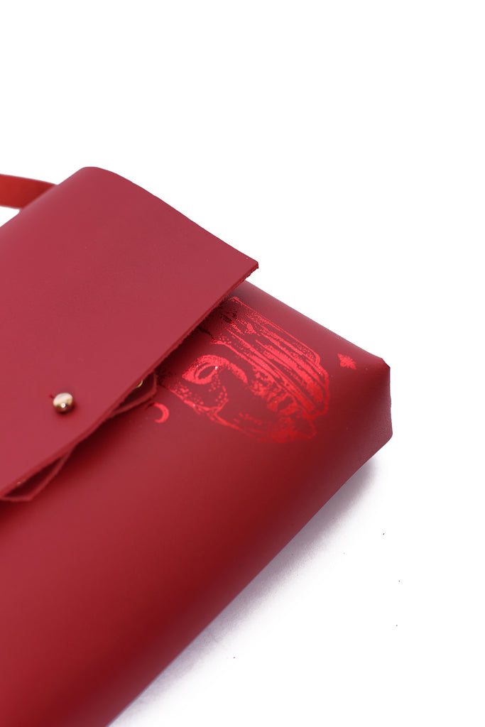 Juno x Reuben Sawyer en Rojo Bermellón - Chachastudio®