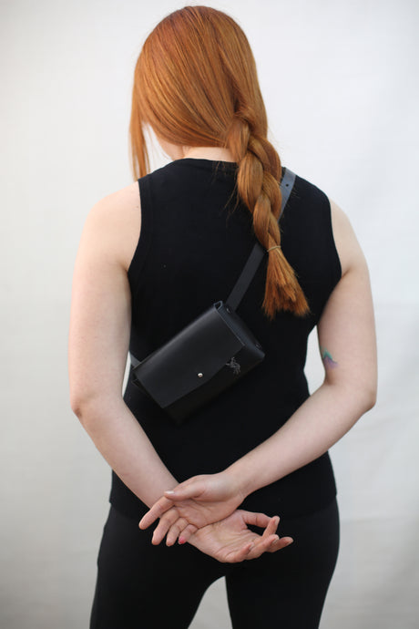 Chloe Beltbag Negro - Chachastudio®